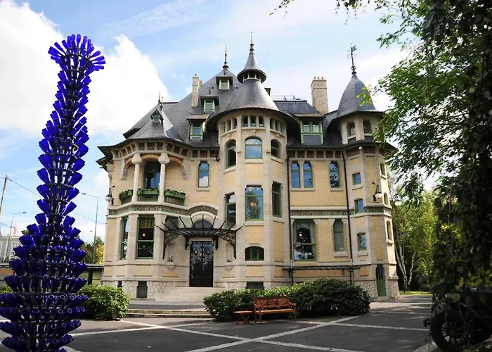 The Sweetness Of Champagne, Hyper-centre * Reims